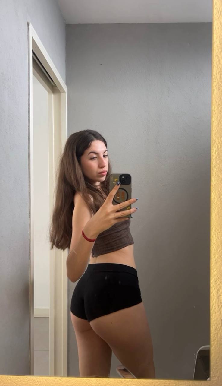 Amber in her underwear in Hannover