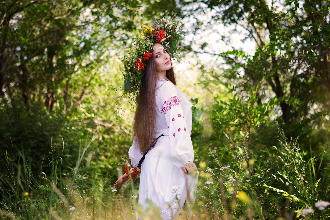 Slavic girls brings the glow — live moments in Hannover